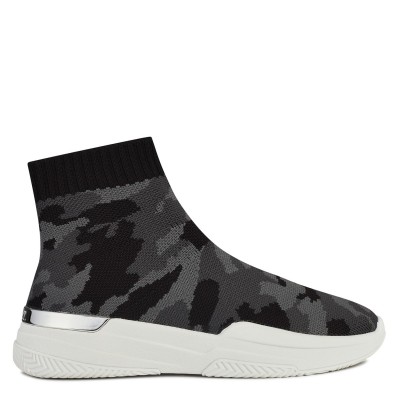 маратонки,за,училище,mallet,sock,runner,sneakers,black,camo