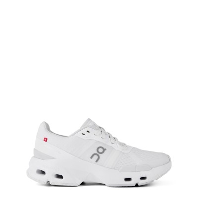 дамски,обувки,бягане,маратонки,за,бягане,лека,атлетика,on,womens,cloudpulse,shoes,white,frost