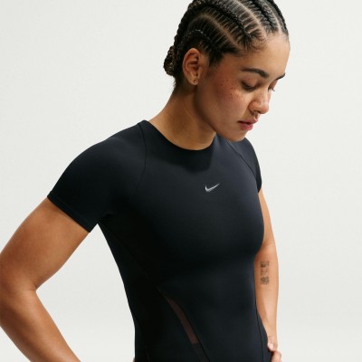 дамска,тениска,дамски,топове,nike,women,s,universa,short,sleeve,dri,fit,slim,fit,t,shirt,black