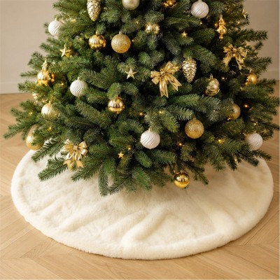 the,spirit,of,christmas,faux,fur,christmas,tree,skirt,white