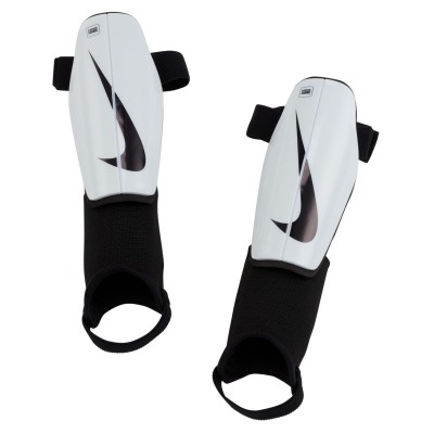футболни,кори,разпродажба,nike,спорт,в,училище,футболни,аксесоари,футболни,кори,nike,charge,shin,guard,white,black