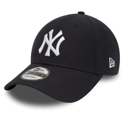шапка,всички,шапки,new,era,60348841,diamnd,era,ess,9forty,new,york,yankees,cap,black,(open,misc)