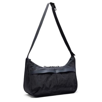 чанти,за,през,рамо,chrome,yoyogi,14l,crossbody,black