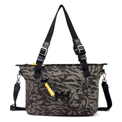 всички,чанти,munich,zone,tote,crossbody,green,(print,tiger,khaki)