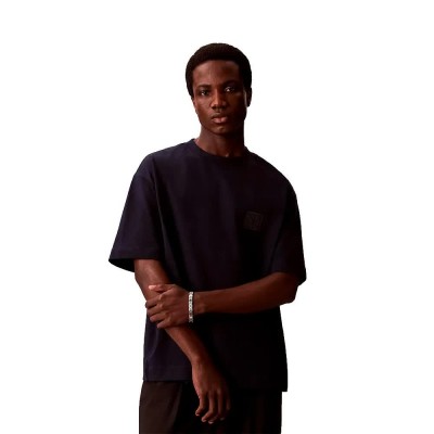 тениска,мъжки,тениски,дамски,тениски,calvin,klein,emblem,badge,relaxed,fit,short,sleeve,t,shirt,blue,(dark,sapphire)