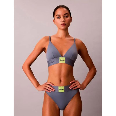 дамско,бельо,дамски,бикини,и,танкини,calvin,klein,lv00qf8610,triangle,bra,grey,(metro,grey)
