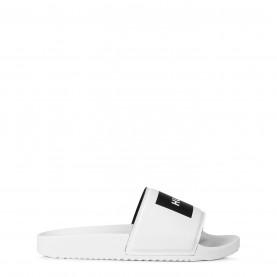 hugo,time,in,sliders,white,black