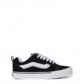 Дамски маратонки Vans Womens Canvas Low Trainers - Black/White дамски,маратонки,vans,women,s,canvas,low,trainers,black,white