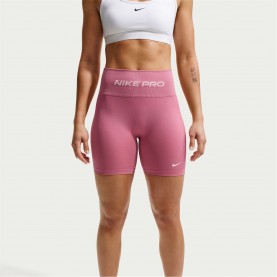 Къси панталони Nike Women's Performance Gym Shorts - Peony къси,панталони,разпродажба,nike,дамски,къси,панталони,дамски,панталони,и,къси,панталони,за,тренировка,лека,атлетика,дамско,фитнес,облекло,всички,фитнес,обл