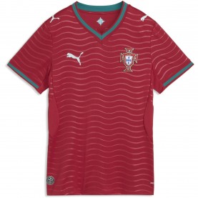 Дамска футболна фланелка Puma Portugal Home Shirt World Cup 2026 Womens - Red/Green дамска,футболна,фланелка,футболни,фланелки,национални,отбори,футбол,puma,portugal,home,shirt,world,cup,2026,womens,red,green