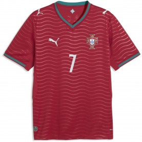 Футболна фланелка Puma Portugal Ronaldo Home Shirt World Cup 2026 Adults - Ronaldo 7 футболна,фланелка,футболни,фланелки,мъжки,тениски,мъжки,блузи,с,яка,мъжки,потници,футбол,puma,portugal,ronaldo,home,shirt,world,cup,2026,adults,ronaldo,7