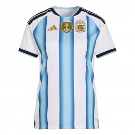 Дамска футболна фланелка adidas Argentina Home Shirt World Cup 2026 Womens - White/Blue дамска,футболна,фланелка,футболни,фланелки,национални,отбори,футбол,adidas,argentina,home,shirt,world,cup,2026,womens,white,blue
