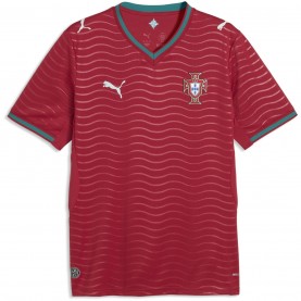 Мъжка футболна фланелка Puma Portugal Home Shirt World Cup 2026 Mens - Red/Green мъжка,футболна,фланелка,коледни,подаръци,за,него,коледни,подаръци,за,деца,всички,коледни,подаръци,коледни,подаръци,за,футболните,фенове,футболни,фланелки,o