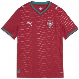 Юношеска футболна фланелка Puma Portugal Home Shirt World Cup 2026 Juniors - Red/Green юношеска,футболна,фланелка,коледни,подаръци,за,деца,всички,коледни,подаръци,коледни,подаръци,за,футболните,фенове,футболни,фланелки,oldham,athletic,stoke,c