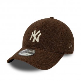 Шапка New Era 9FORTY Winter Borg Cap - NY Brown шапка,всички,шапки,бейзбол,new,era,9forty,winter,borg,cap,ny,brown