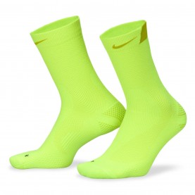 Чорапи Nike Fast Crew Sock 54 - Volt чорапи,чорапи,всички,чорапи,чорапи,за,всеки,ден,всички,чорапи,разпродажба,nike,спорт,в,училище,дамски,чорапи,мъжки,чорапи,всички,фитнес,аксесоари,мъжки,обл