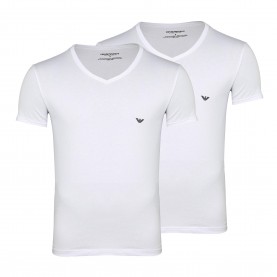 Тениска Emporio Armani Chest Logo T Shirt - V Neck White тениска,мъжки,тениски,мъжки,потници,мъжки,блузи,с,яка,emporio,armani,chest,logo,t,shirt,v,neck,white