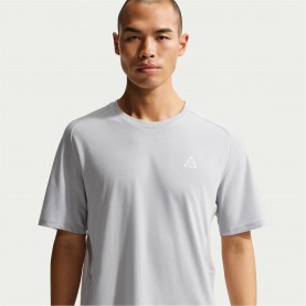 Nike Nike ACG Solar Tee Sn62 - Grey Fog чорапи,за,бягане,всички,чорапи,разпродажба,nike,лека,атлетика,облекла,за,бягане,чорапи,за,бягане,горнища,за,бягане,мъжки,облекла,за,бягане,всички,облекла,з