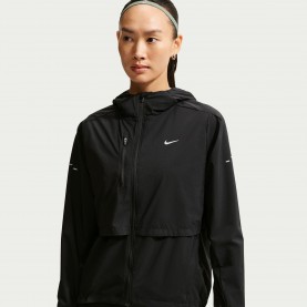 Яке Nike Swift SF Jacket Ld64 - Black яке,дамски,жилетки,облекла,за,бягане,лека,атлетика,nike,swift,sf,jacket,ld64,black