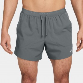 Мъжки къси панталони Nike Stride 5in Performance Shorts Mens - Smoke Grey мъжки,къси,панталони,мъжки,къси,панталони,мъжки,долнища,размер+,мъжки,облекла,за,бягане,лека,атлетика,nike,stride,5in,performance,shorts,mens,smoke,grey