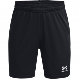 Детски къси панталони Under Armour UA Challenger Knit Shorts Boys - Black детски,къси,панталони,детски,къси,панталони,футболни,долнища,under,armour,ua,challenger,knit,shorts,boys,black
