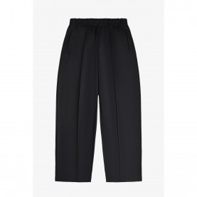 Анцуг Fred Perry Mens Patch Track Pant Open-Hem Cotton Relaxed-Fit Joggers - Black 102 анцуг,мъжки,ежедневни,облекла,fred,perry,men,s,patch,track,pant,open,hem,cotton,relaxed,fit,joggers,black,102