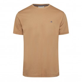 Gant Shield LG T Sn64 - CARAMEL BEIGE мъжки,тениски,gant,shield,lg,t,sn64,caramel,beige