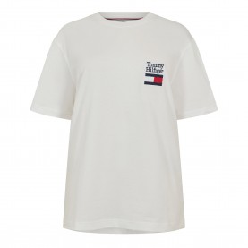Тениска Tommy Hilfiger Mens Stack Flag T-Shirt - White тениска,мъжки,тениски,tommy,hilfiger,men,s,stack,flag,t,shirt,white