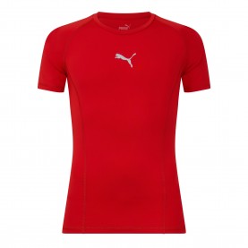 Мъжка тениска Puma Liga Baselayer Tee Ss T-Shirt Mens - Red мъжка,тениска,мъжки,тениски,мъжки,блузи,с,яка,мъжки,потници,футбол,футболни,горнища,puma,liga,baselayer,tee,ss,t,shirt,mens,red