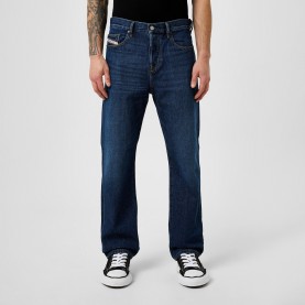 Дънки Diesel D Viker Straight Jeans - Mid Blue 01 дънки,мъжки,дънки,diesel,d,viker,straight,jeans,mid,blue,01