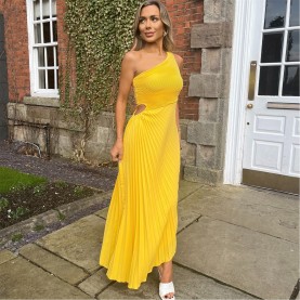 Рокля AX Paris Shoulder Cut Out Pleated Midi Dress - Yellow рокля,дамски,поли,и,рокли,ax,paris,shoulder,cut,out,pleated,midi,dress,yellow