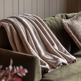 Gallery Toasty Fleece Throw - 1500x2000mm gallery,toasty,fleece,throw,1500x2000mm