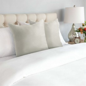 Alan Symonds Pair of Velvet Chenille Cushions - Cream подаръци,и,играчки,alan,symonds,pair,of,velvet,chenille,cushions,cream