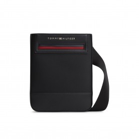 Чанта Tommy Hilfiger Foundation Metal Logo Crossbody Bag - Black чанта,всички,чанти,аксесоари,на,разпродажба,tommy,hilfiger,foundation,metal,logo,crossbody,bag,black