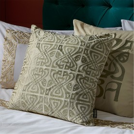 подаръци,и,играчки,biba,embroidered,cushion,ao,cream
