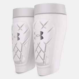 Футболни кори Under Armour UA CHALLENGER ELITE SLEEVED SHIN GUARD - White футболни,кори,футболни,кори,футбол,under,armour,ua,challenger,elite,sleeved,shin,guard,white