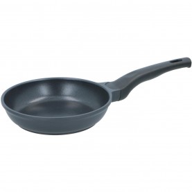 alpina,frying,pan,00,black