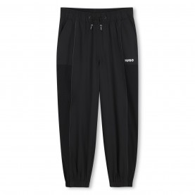 Панталони HUGO Hugo Nylon Pant Jn62 - Black 09B панталони,детски,3/4,панталони,hugo,hugo,nylon,pant,jn62,black,09b
