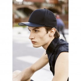 шапка,всички,шапки,flexfit,carbon,cap,black,grey,(black)