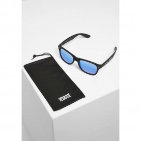 Слънчеви очила Mister tee Justin Bieber Mt sunglasses - Black (Black / Blue) слънчеви,очила,слънчеви,очила,mister,tee,justin,bieber,mt,sunglasses,black,(black,blue)