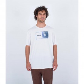 Тениска Hurley Everyday Halfer Gradient short sleeve T-shirt - White (White Combo) тениска,мъжки,тениски,дамски,тениски,hurley,everyday,halfer,gradient,short,sleeve,t,shirt,white,(white,combo)
