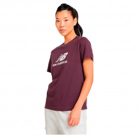 Тениска New balance Sport Essentials Logo short sleeve T-shirt - Purple (Plum Brown) тениска,дамски,тениски,new,balance,sport,essentials,logo,short,sleeve,t,shirt,purple,(plum,brown)