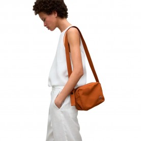 чанти,за,през,рамо,ecoalf,bonded,camera,crossbody,white,(amber)