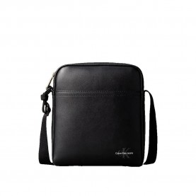 чанти,за,през,рамо,calvin,klein,jeans,mono,logo,crossbody,black
