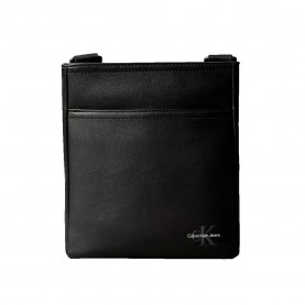 чанти,за,през,рамо,calvin,klein,jeans,mono,logo,flat,pack,crossbody,black