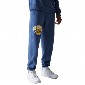 Анцуг New era NBA Arch Graphic Los Angeles Lakers sweat pants - Blue (Dark Blue) анцуг,мъжки,панталони,new,era,nba,arch,graphic,los,angeles,lakers,sweat,pants,blue,(dark,blue)