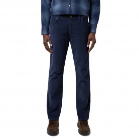 Панталони Wrangler Greensboro Regular Fit pants - Blue - (Mood Indigo) панталони,мъжки,панталони,wrangler,greensboro,regular,fit,pants,blue,(mood,indigo)