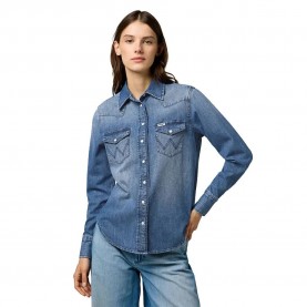 Риза с дълъг ръкав Wrangler Heritage Regular Fit long sleeve shirt - Blue (Light Hand) риза,с,дълъг,ръкав,дамски,ризи,wrangler,heritage,regular,fit,long,sleeve,shirt,blue,(light,hand)