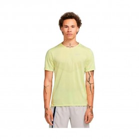 Тениска Nike Dri-Fit Rise 365 short sleeve T-shirt - Yellow (Yellow) тениска,мъжки,тениски,nike,dri,fit,rise,365,short,sleeve,t,shirt,yellow,(yellow)