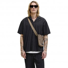 Риза с къс ръкав Jack & jones Tyson Resort short sleeve shirt - Black (Black) риза,с,къс,ръкав,дамски,ризи,мъжки,ризи,jack,&,jones,tyson,resort,short,sleeve,shirt,black,(black)